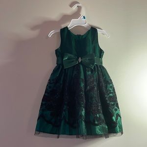 Green and black Jayne Copeland Dress Color: Green and black Size: